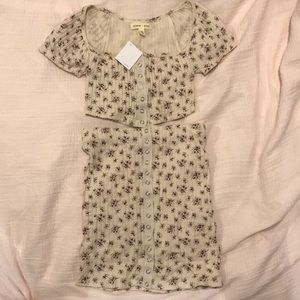 Urban outfitters matching floral set